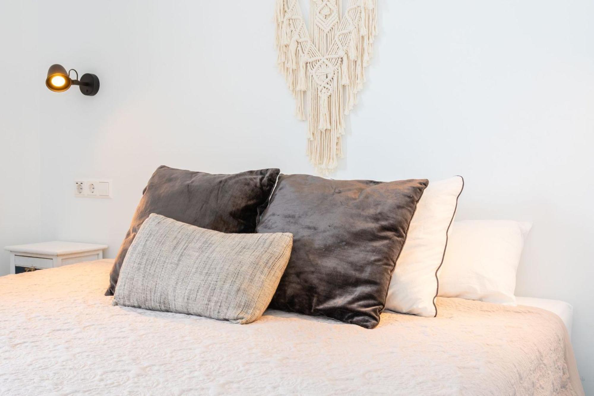 La Cala Beach Home - Beachfront Few Steps Away From Sandy Beach La Cala De Mijas Exterior foto